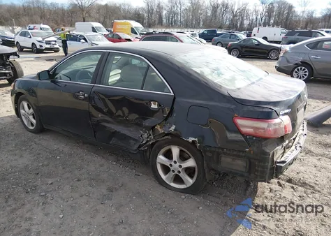 2007 Toyota Camry Ce z USA, uszkodzony, nr VIN 4T1BE46K97U643956
